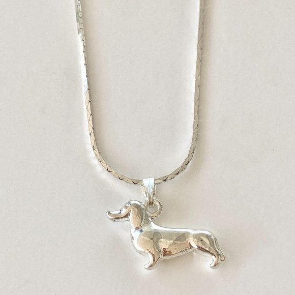 Silver Dachshund Doxie Necklace Pendant Dog Vet Tech Gift Rescue Plated - Picture 3 of 9